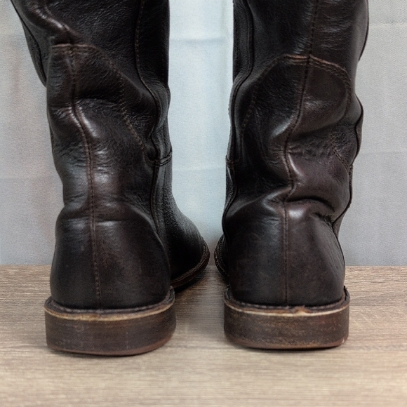 Frye Chocolate Brown Over the Knee Leather Boots. 8.5. - Picture 5 of 16